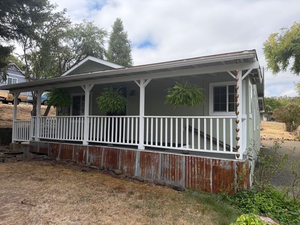 411 Wells Rd