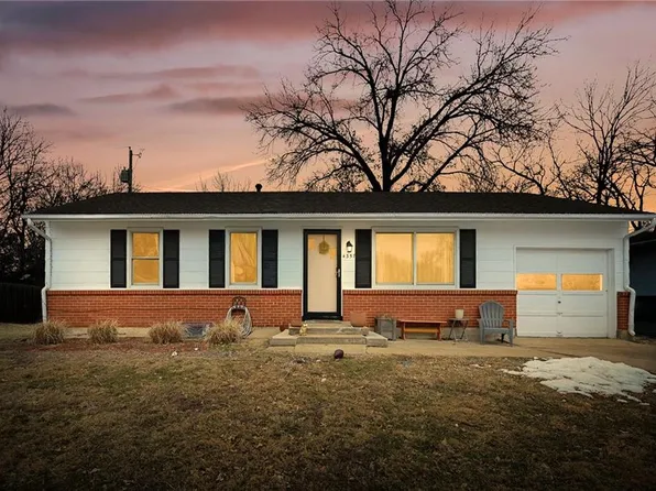 4357 N Drury Ave, Kansas City, MO 64117