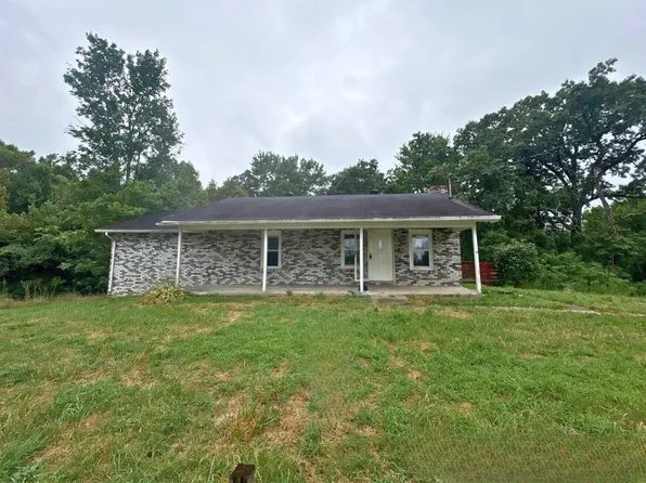 705 Upper Dry Fork Rd, McKee, KY 40447