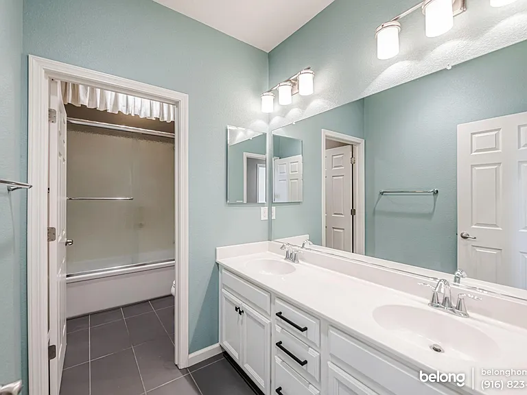 9773 Philta Way — Photo 37