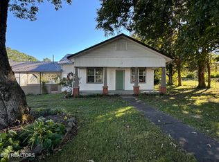 212 Dawson St, Vonore, TN 37885