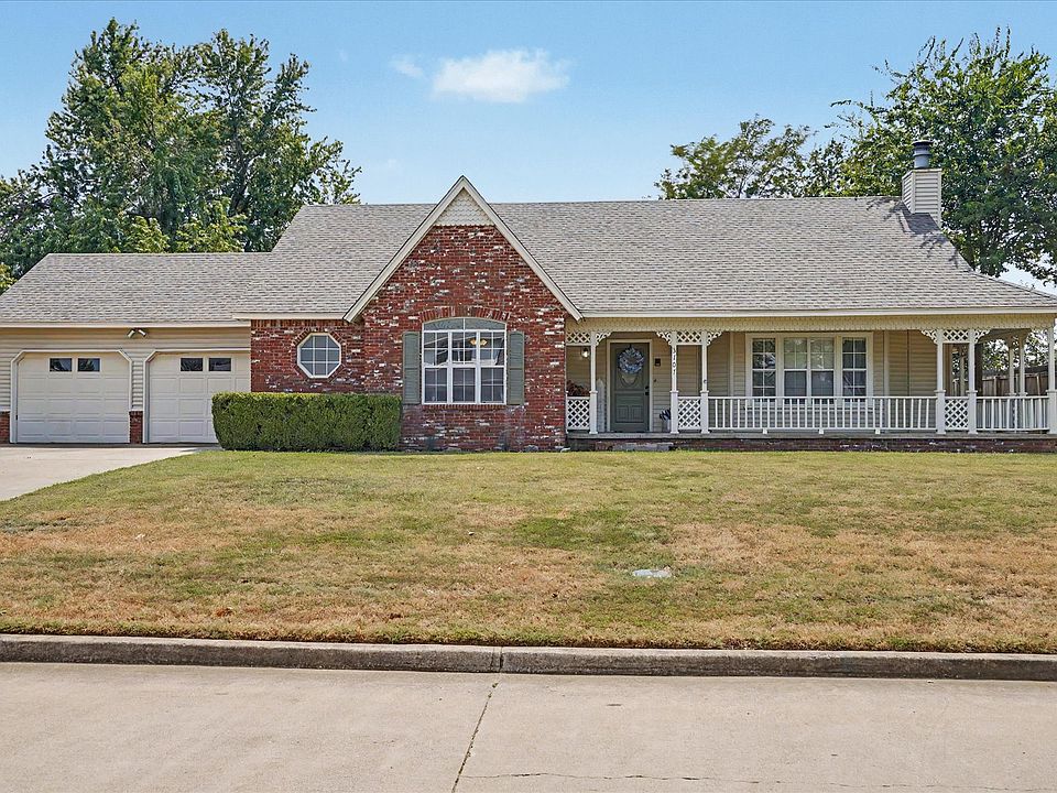 1st image of 3107 W Berwick