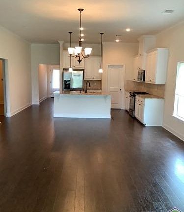 2nd image of 1801 S Gonzales Trace Ave