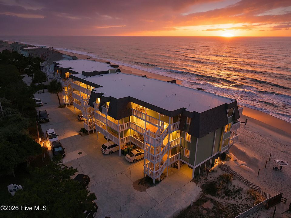 1st image of 2122 Surfrider Court