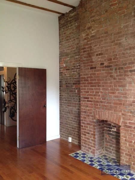 2nd image of 92 Wyckoff St APT 4