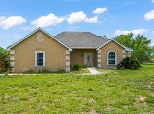 245 Cimarron Sq, Poteet, TX 78065