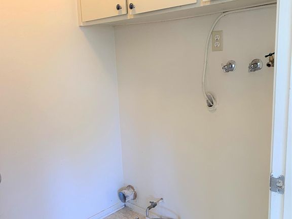 4th image of 10671 Escobar Dr