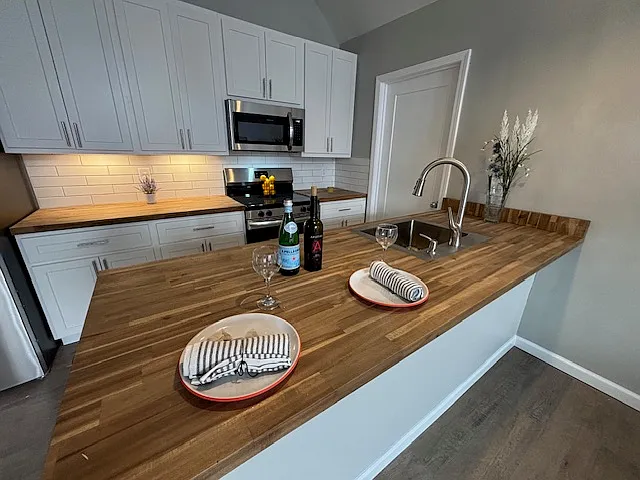 4705 Washington Blvd #C — Photo 10