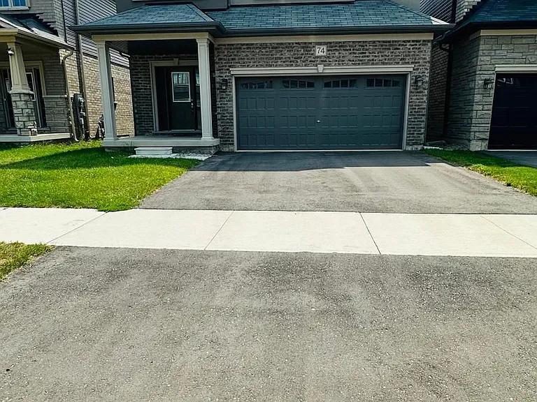 74 Macklin St — Photo 2