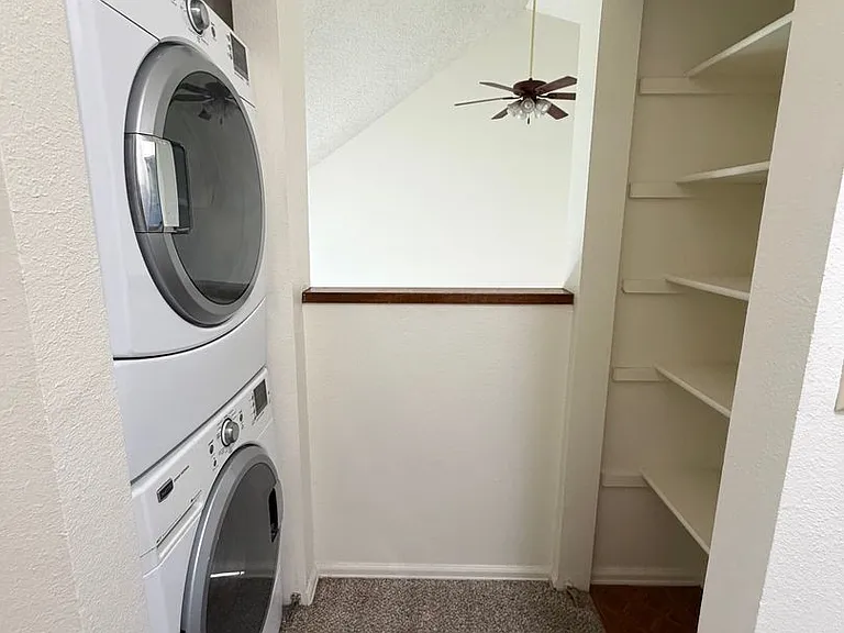 830 London Green Way — Photo 4