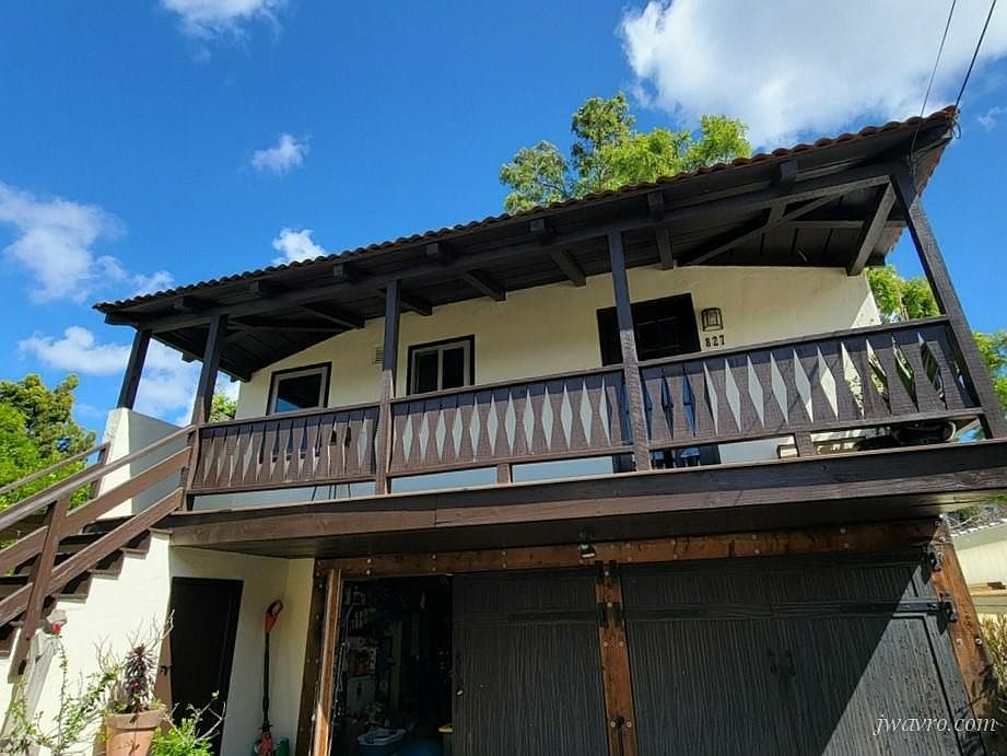1st image of 827 Hopkins Ave