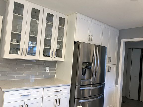 3rd image of 5274 Kellen Ln