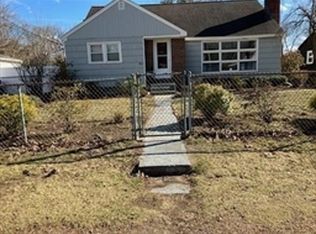 71 Chapel St #2, Shirley, MA 01464