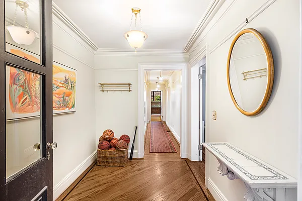 Sold by Compass | media 17