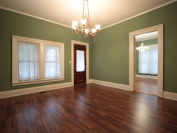 4th image of 421 Greenwood Ave