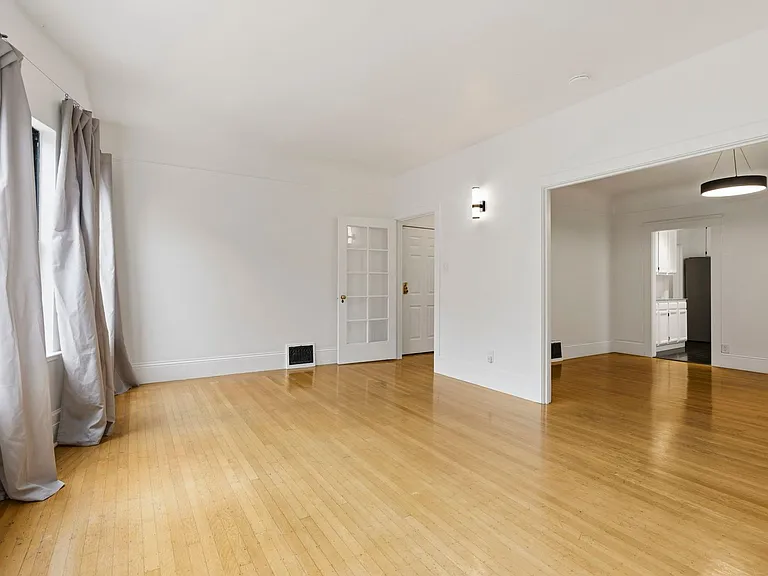 75 Lafayette St #1 — Photo 5