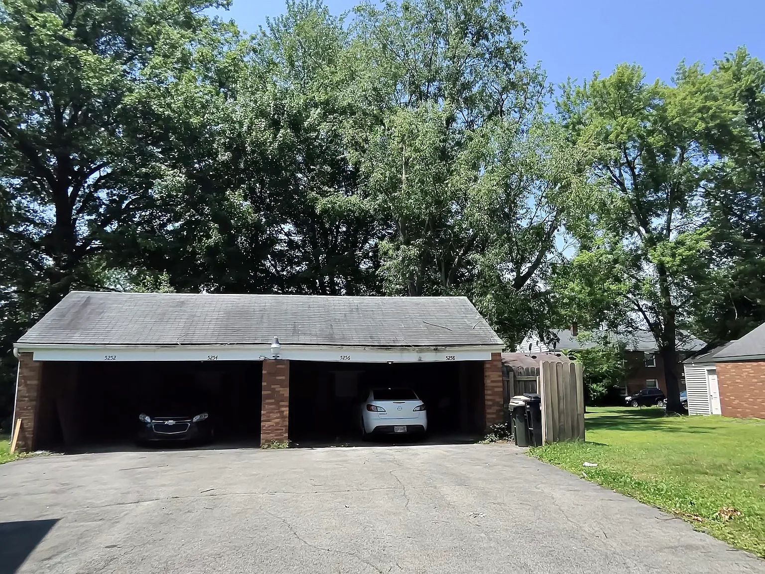 2 bed, $1,000 — Photo 2