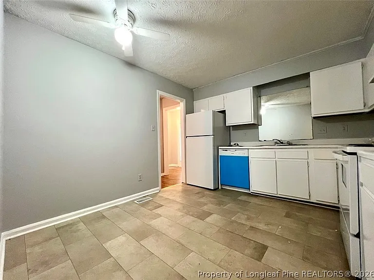 7013 Darnell St — Photo 3