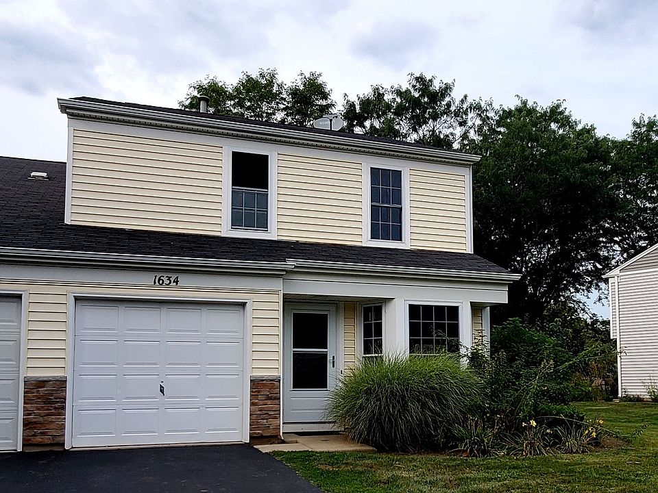 1st image of 1634 College Green Dr