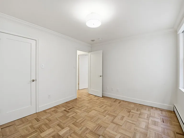 1310 Jones Street — Photo 95