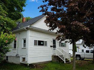 16 Ash St, Fairhaven, MA 02719