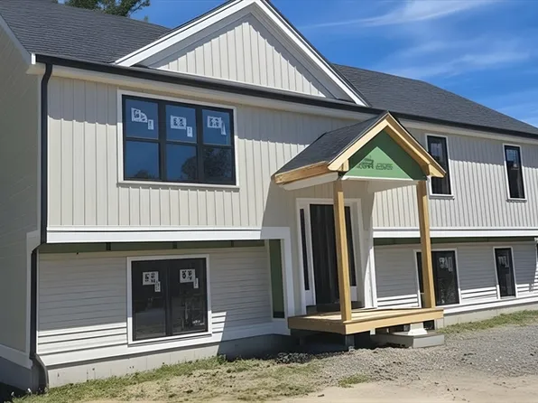 61 Kent St, Brockton, MA 02302