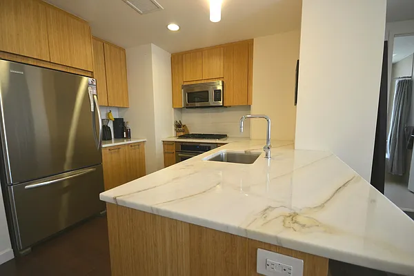 Rented by Bold New York | media 3