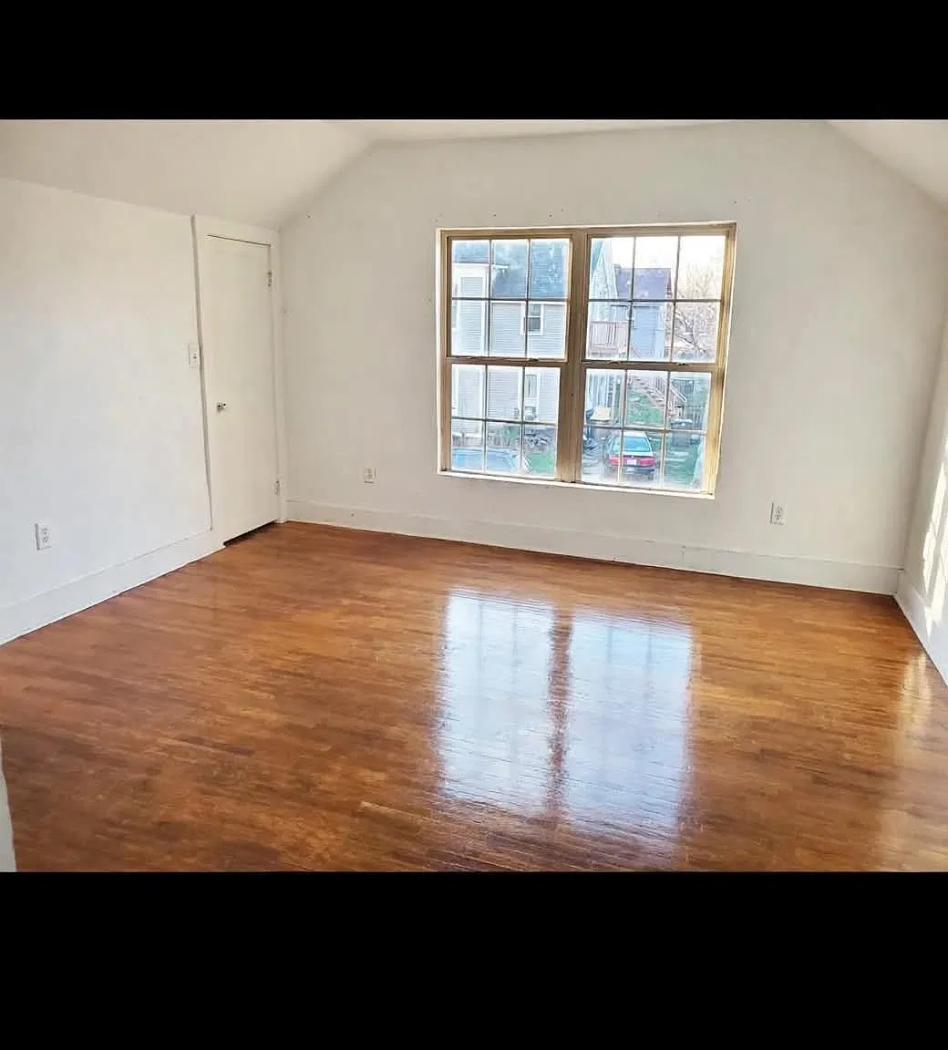 2 bed, 800 sqft, $800 — Photo 4