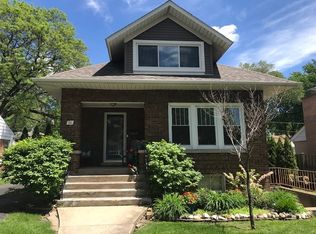 111 N Main St, Mount Prospect, IL 60056