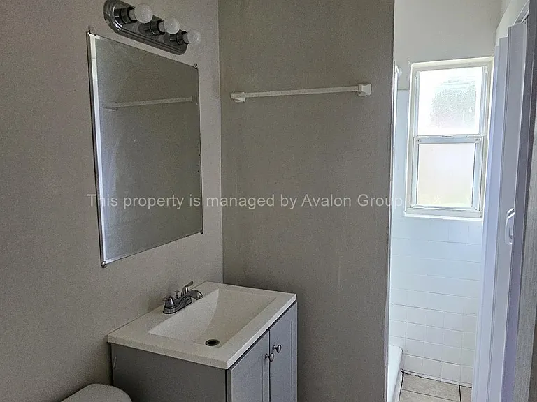 5474 N River Rd — Photo 28