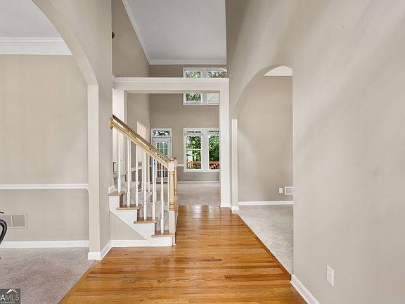 3rd image of 4055 Vista Point Ln