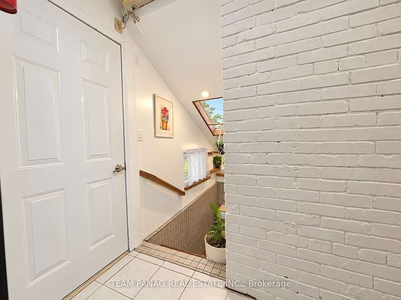 3rd image of 1314 Dupont St