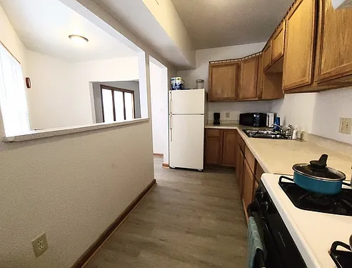 4476 N 29th St #8 — Photo 2