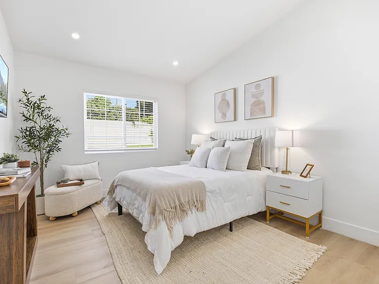 9355 Ruffner Ave — Photo 37