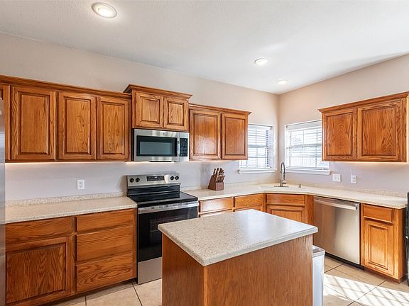 4th image of 217 Quicksilver Rd