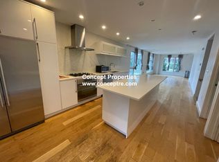 39 Thornton St, Roxbury, MA 02119