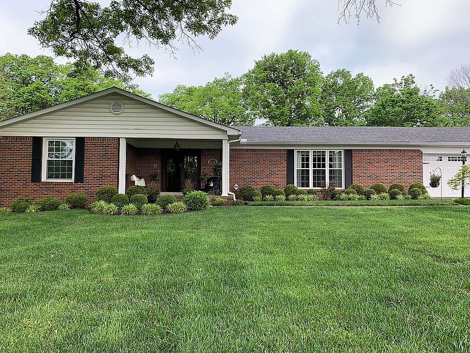 1st image of 126 Lone Oak Dr