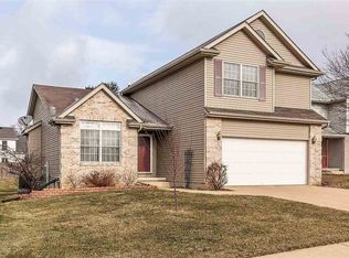 3256 W 65th St, Davenport, IA 52806