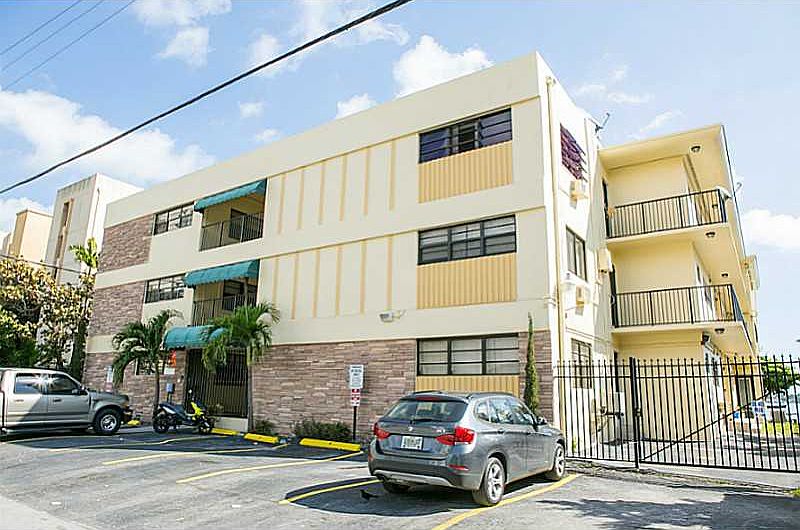 1st image of 7845 NE Bayshore Ct APT 3