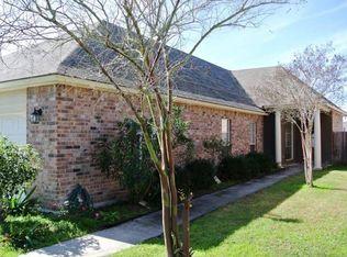 5232 Eastbay Dr, Baton Rouge, LA 70820