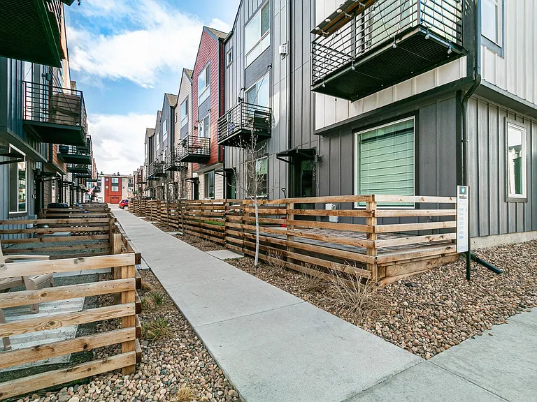 5656 W 11th Pl — Photo 30