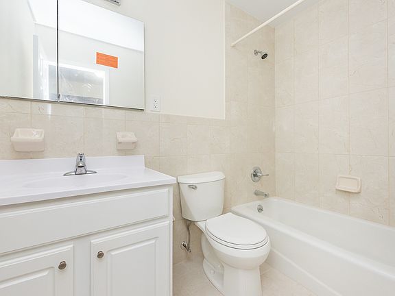 4th image of 58-15 Maspeth Ave #1R