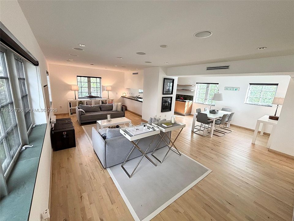 1st image of 1520 Michigan Ave APT 1