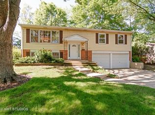 4501 Hoover St, Rolling Meadows, IL 60008