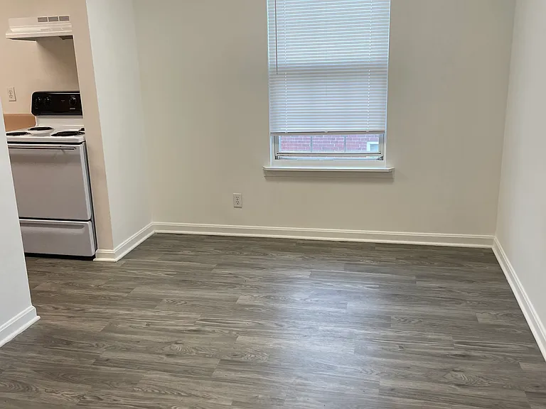 254 Fulkerson Dr #C — Photo 3