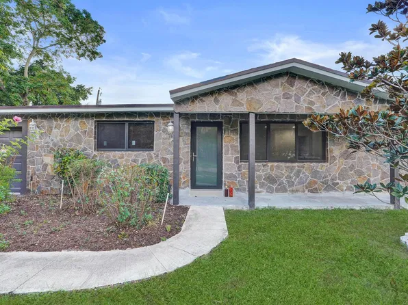 393 CYPRESS Avenue, West Palm Beach, FL 33415
