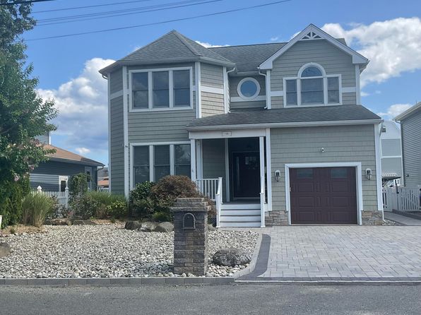 45 E Pampano Dr