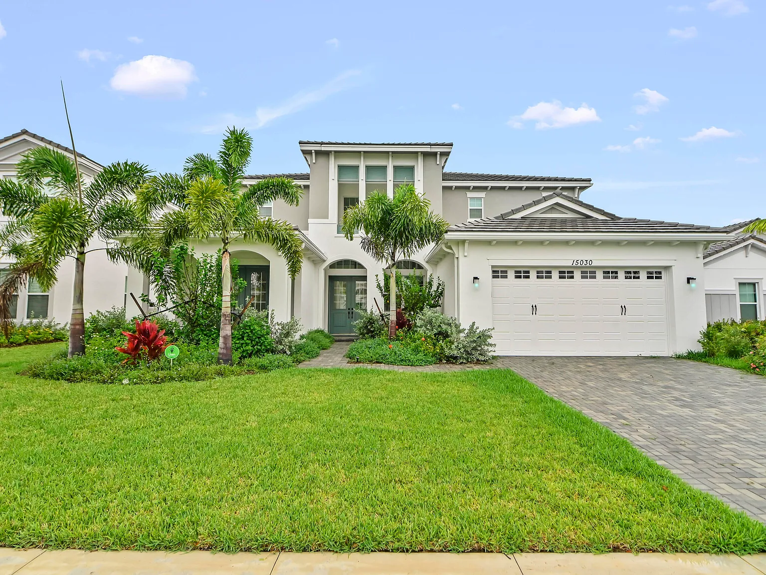 4 bed, 4.5 bath, 4110 sqft, $5,500 — Photo 2