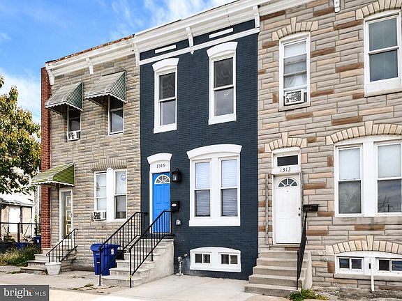 2nd image of 1315 N Washington St
