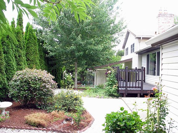 Upper patio and deck